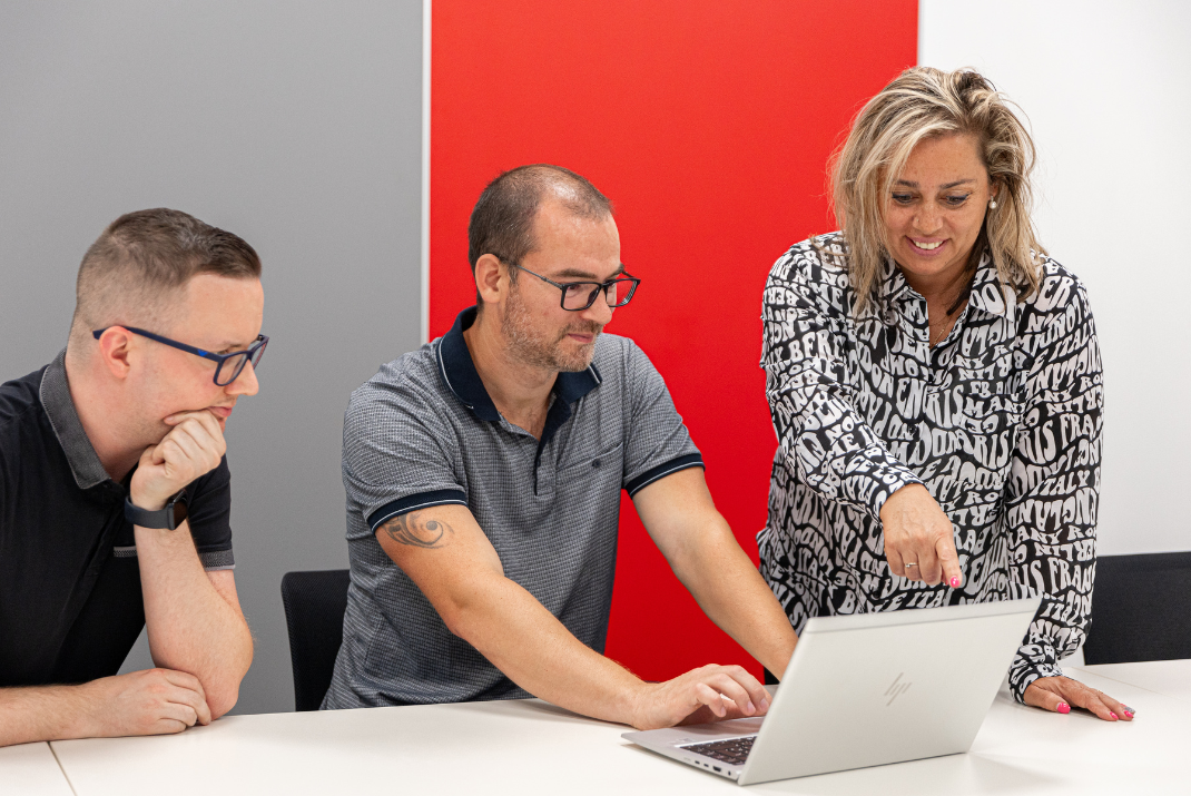 Diatron colleagues working in the office in Hungary